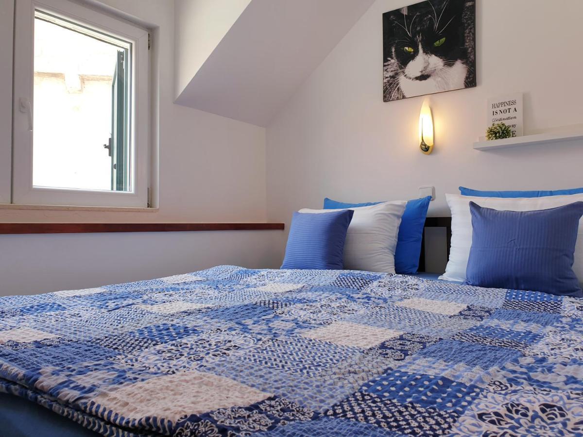 Apartments Sandra In The Historical Center Of The City Supetar Ngoại thất bức ảnh