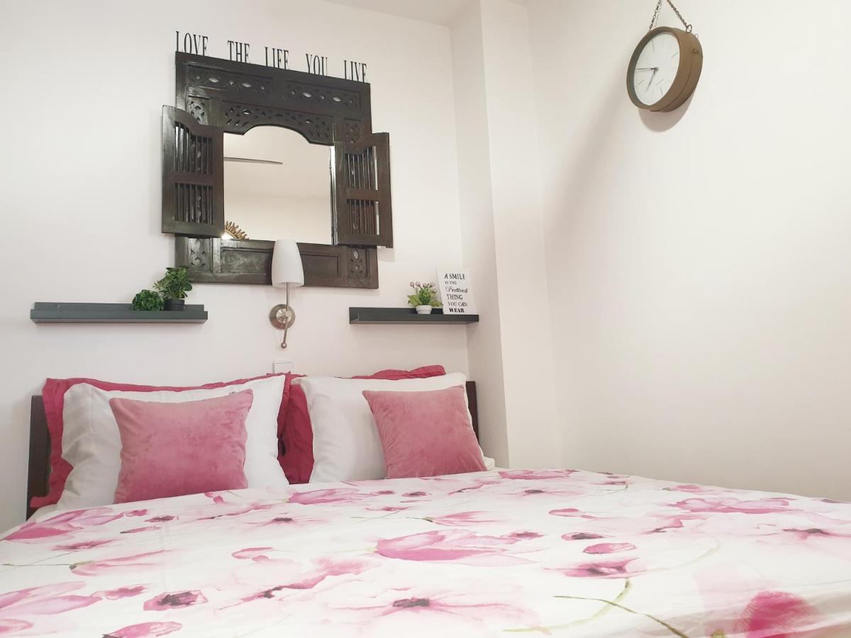 Apartments Sandra In The Historical Center Of The City Supetar Ngoại thất bức ảnh